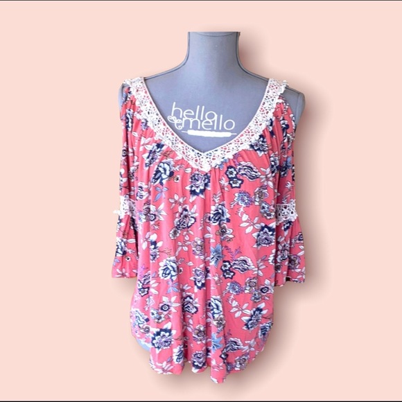 ⚡️⚡️5/$20 ⚡️⚡️ 💕Always Indigo Boho Floral top💕 - Picture 1 of 7